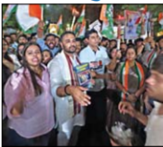 पेपर लीक के खिलाफ ‘मशाल आक्राेश माेर्चा’ निकाला